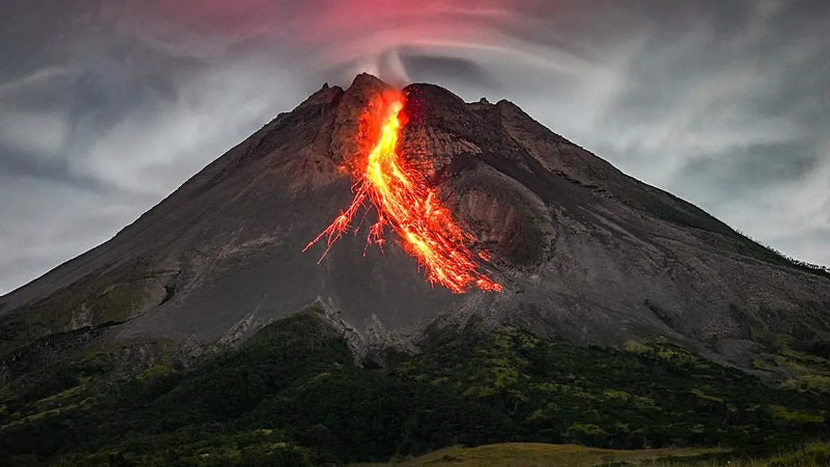 Sejarah Gunung Merapi