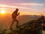 Peralatan Mendaki Gunung Tektok: Panduan Lengkap