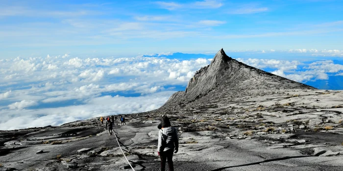 Tips Mendaki Gunung Kinabalu